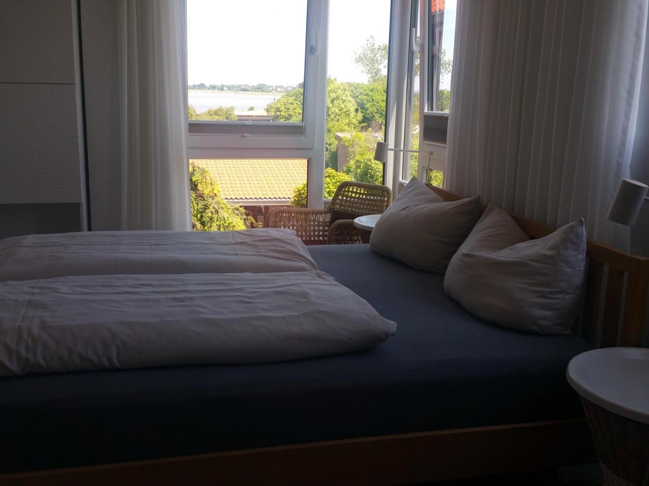 Haus Achtern Diek In Erster Reihe Am Meer Femern Eksteriør billede